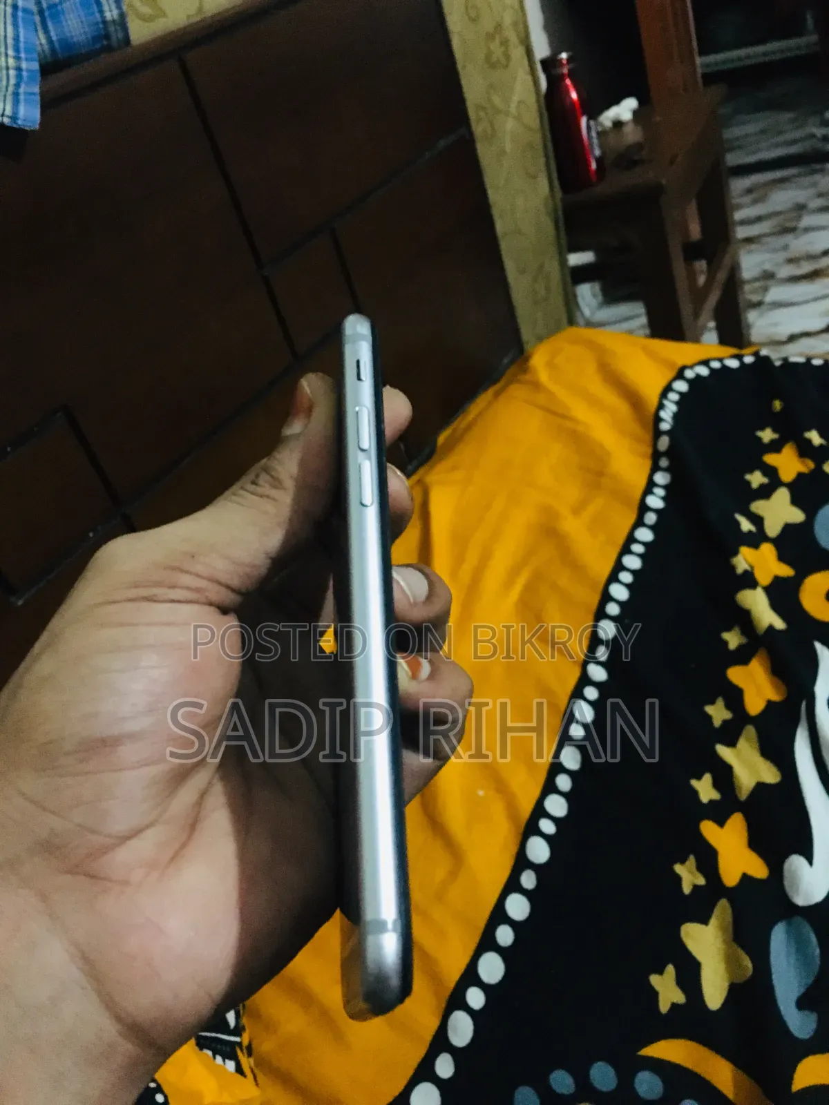 অ্যাপল আইফোন ৬এস ৩২ জিবি সিলভার