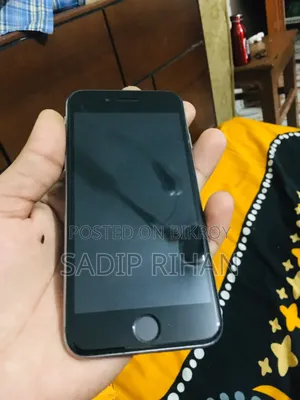 অ্যাপল আইফোন ৬এস ৩২ জিবি সিলভার