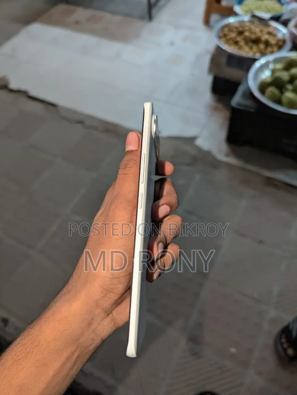 Tecno Pova Slim 5G 256 GB White