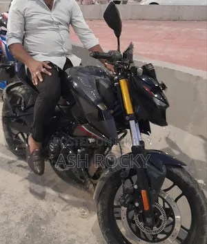New Bajaj Pulsar N160 2024 Black