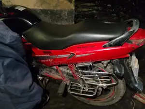 হিরো ইকো ডিলাক্স ক্লাসিক ২০২১ লাল