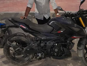 New Bajaj Pulsar N160 2024 Black