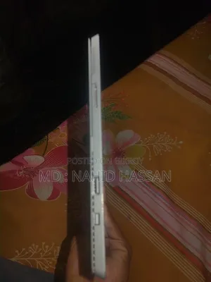 ল্যাপটপ মাইক্রোসফট সারফেস প্রো ৩ ৪জিবি ইন্টেল কোর আই৫ এসএসডি ১২৮জিবি