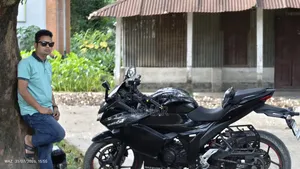 সুজুকি জিক্সার এসএফ ২০২৩ ব্ল্যাক