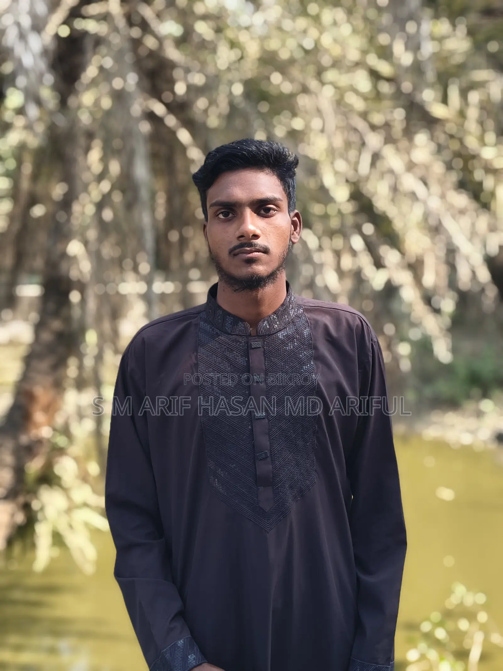 বন্দরের লাইটার জাহাজের জন্য এস্কট ম্যান প্রয়োজন