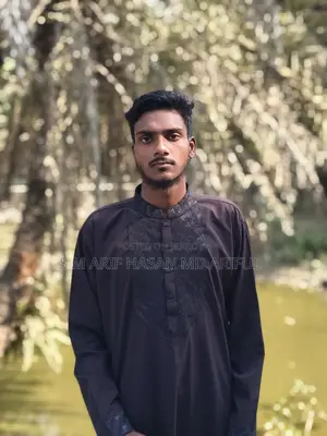 বন্দরের লাইটার জাহাজের জন্য এস্কট ম্যান প্রয়োজন