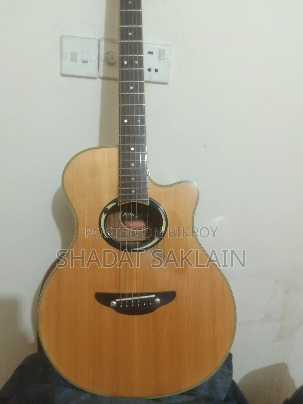 ইয়ামাহা এপিএক্স ৫০০iii ফুল ফ্রেশ গিটার