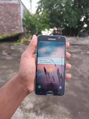 স্যামসাং গ্যালাক্সি জে৭ ৩২ জিবি কালো