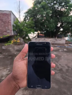 স্যামসাং গ্যালাক্সি জে৭ ৩২ জিবি কালো