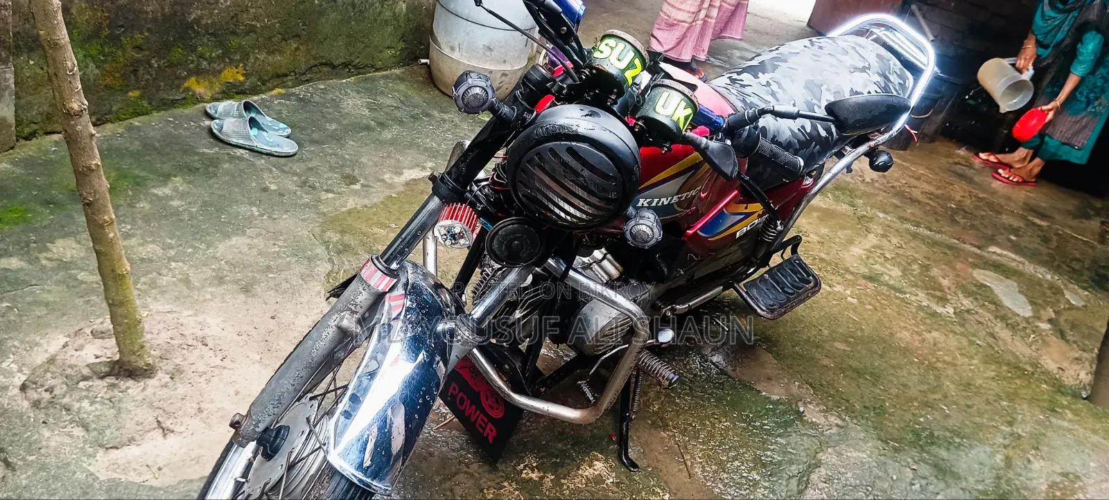 হিরো এইচএফ ডিলাক্স ২০০৫ লাল