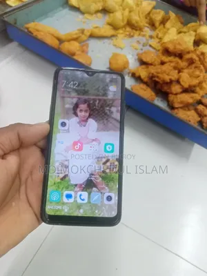 মোবাইল ফোন ৬৪ জিবি গ্রিন