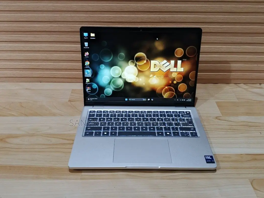 Laptop Dell 3GB Intel SSD 256GB