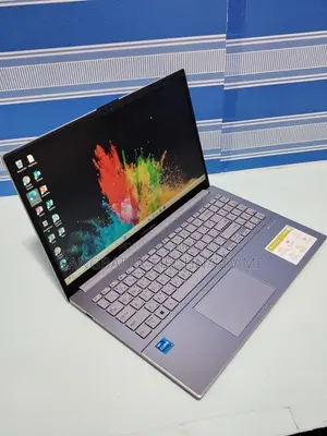 Laptop Asus 3GB Intel SSD 256GB