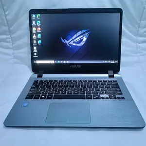 Laptop Asus 4GB Intel SSD 500GB