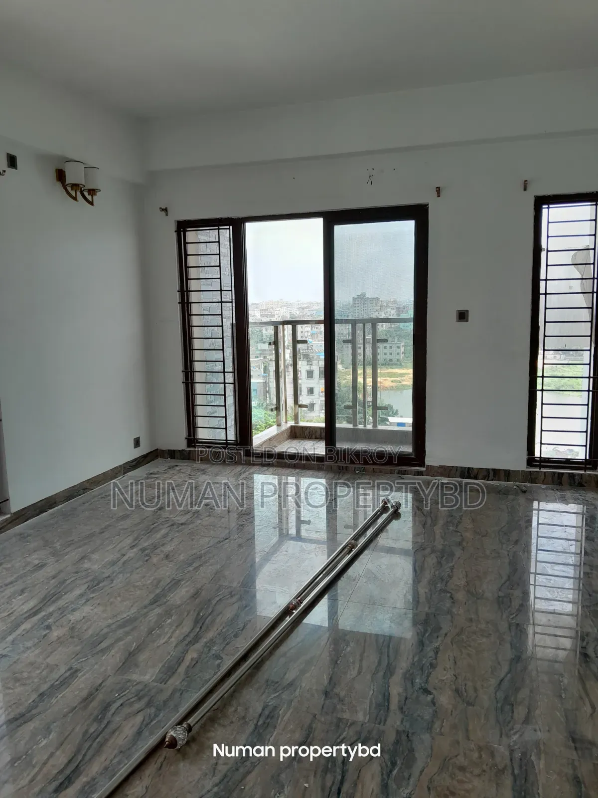 4 Bedroom Apartment in Numan Property Bd, Basundhara for Rent