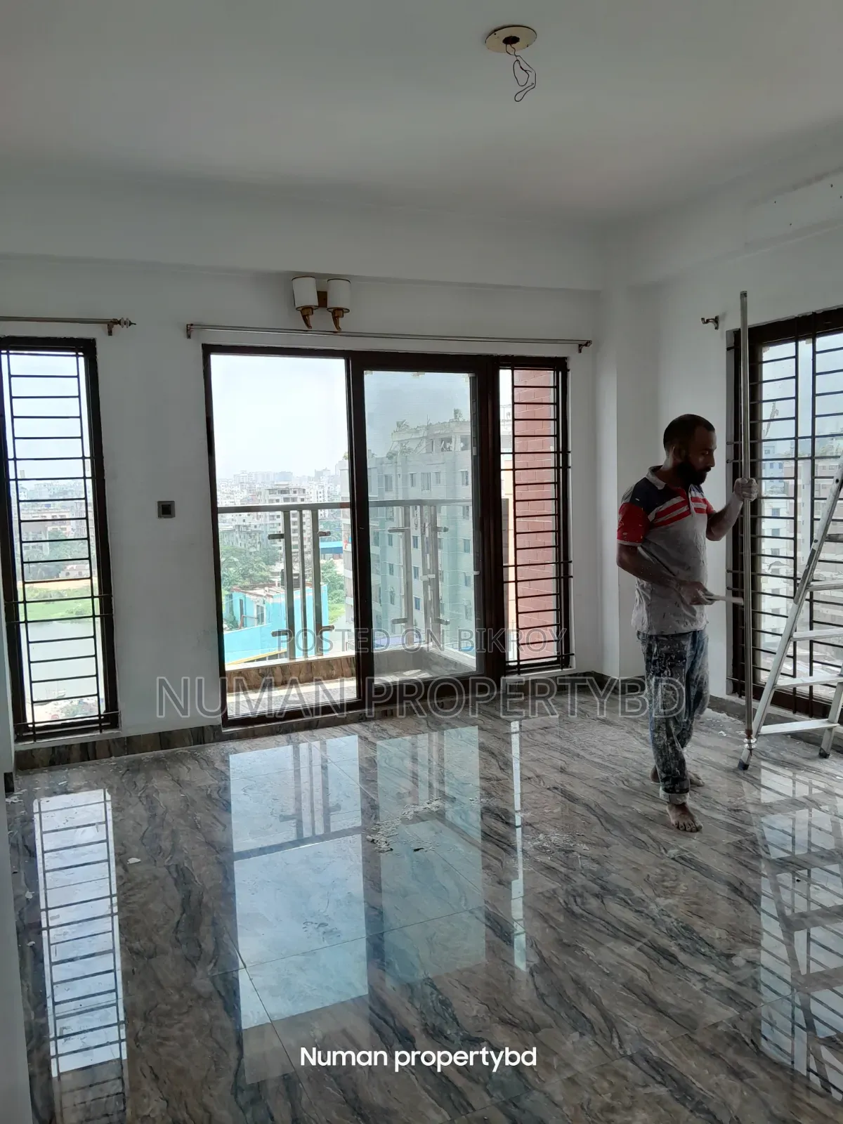 4 Bedroom Apartment in Numan Property Bd, Basundhara for Rent