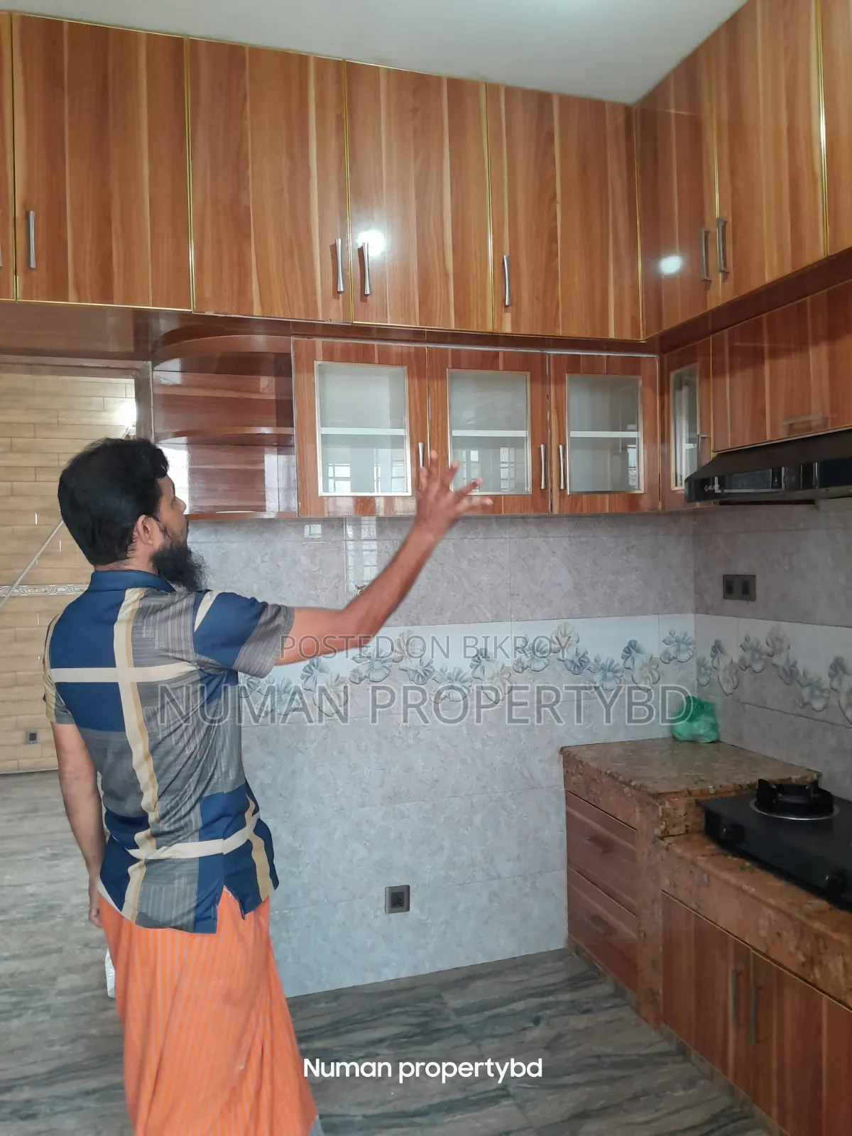 4 Bedroom Apartment in Numan Property Bd, Basundhara for Rent