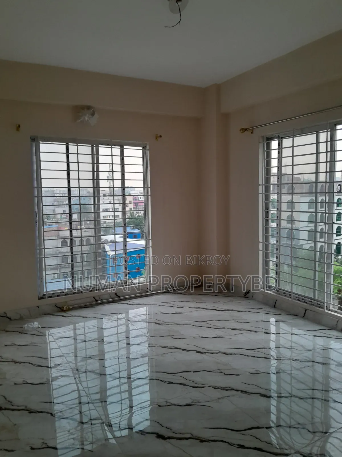 4 Bedroom Apartment in Numan Property Bd, Basundhara for Rent