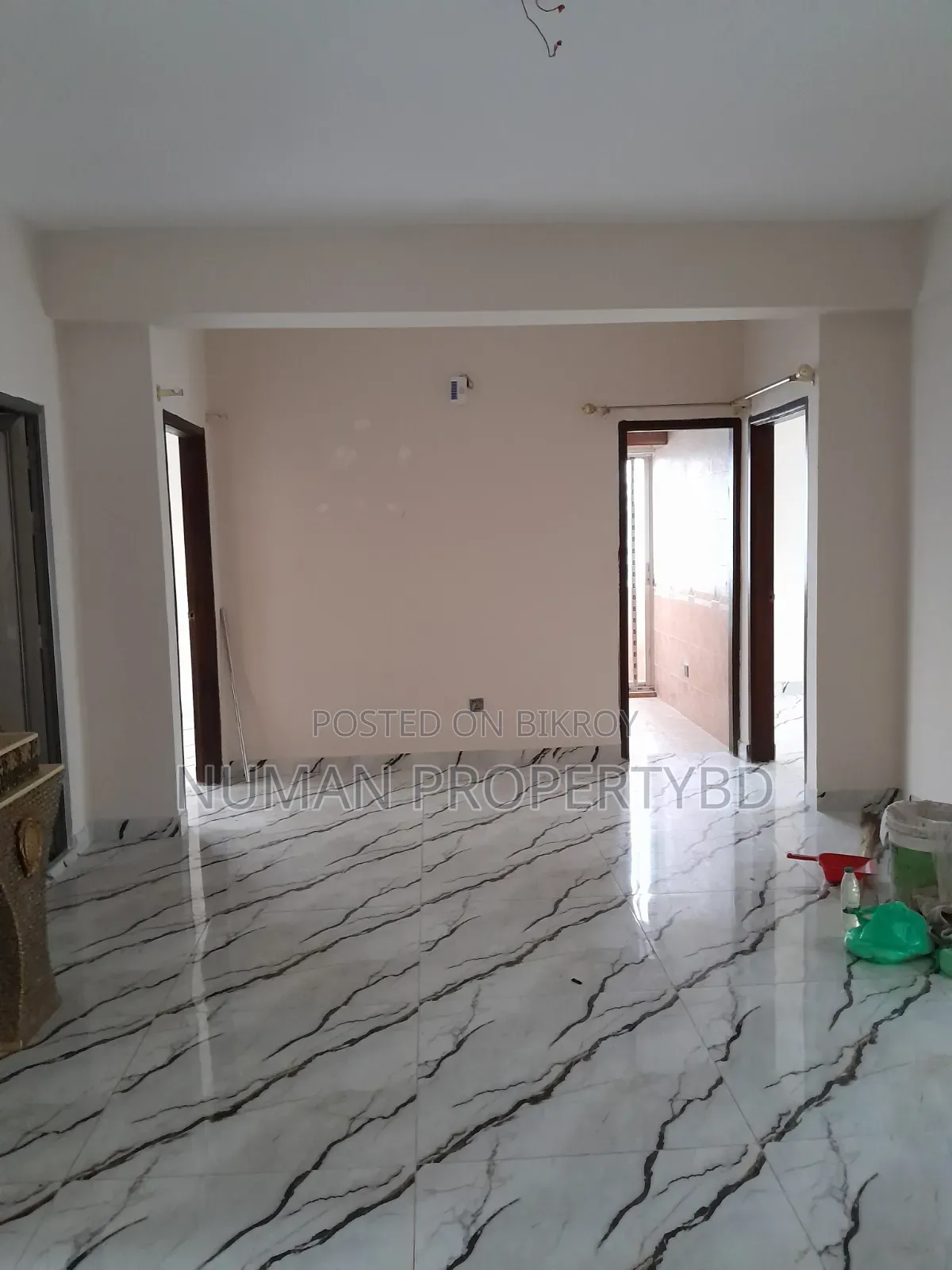 4 Bedroom Apartment in Numan Property Bd, Basundhara for Rent