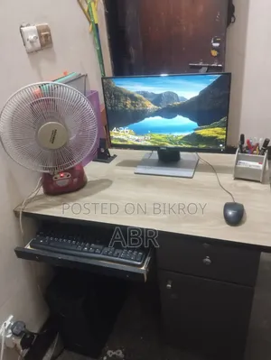 Desktop Computer 4GB Intel Core i5 HDD 1T