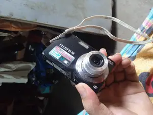 ক্যামেরা বিক্রয়ের জন্য