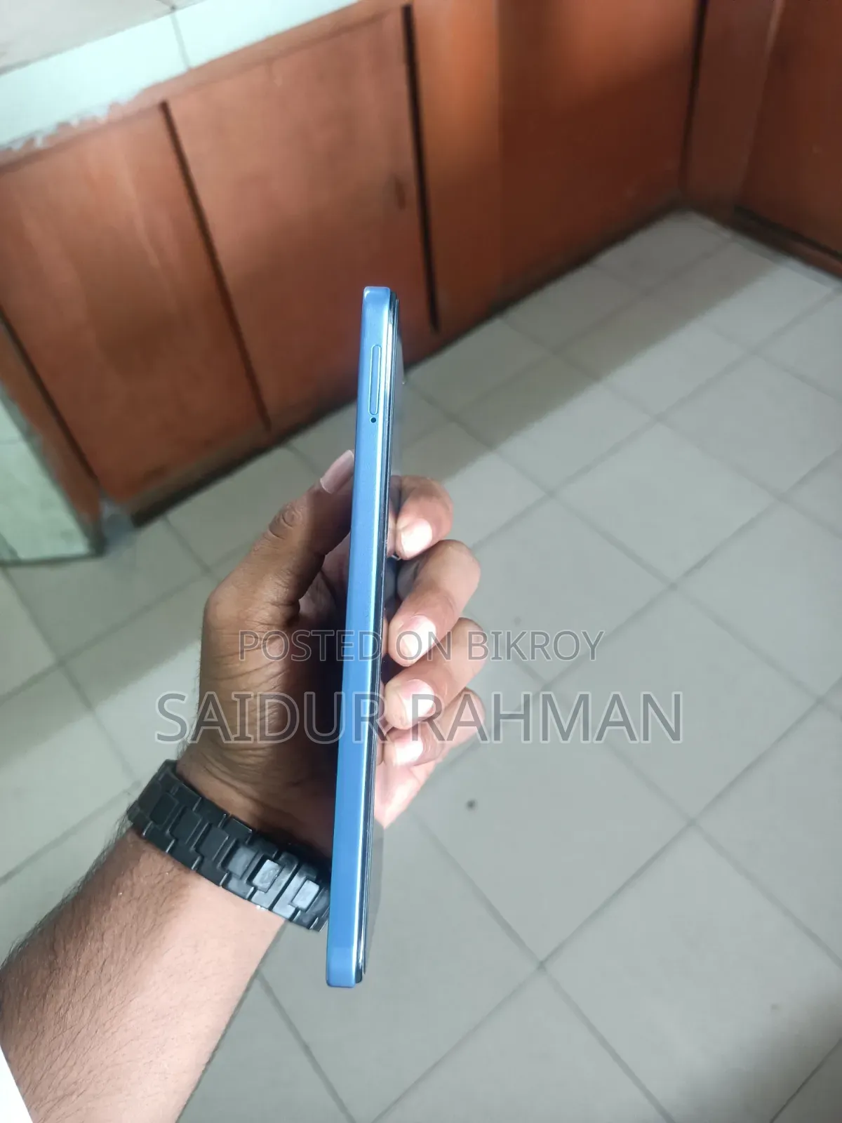 Infinix Hot 60i 128 GB Blue
