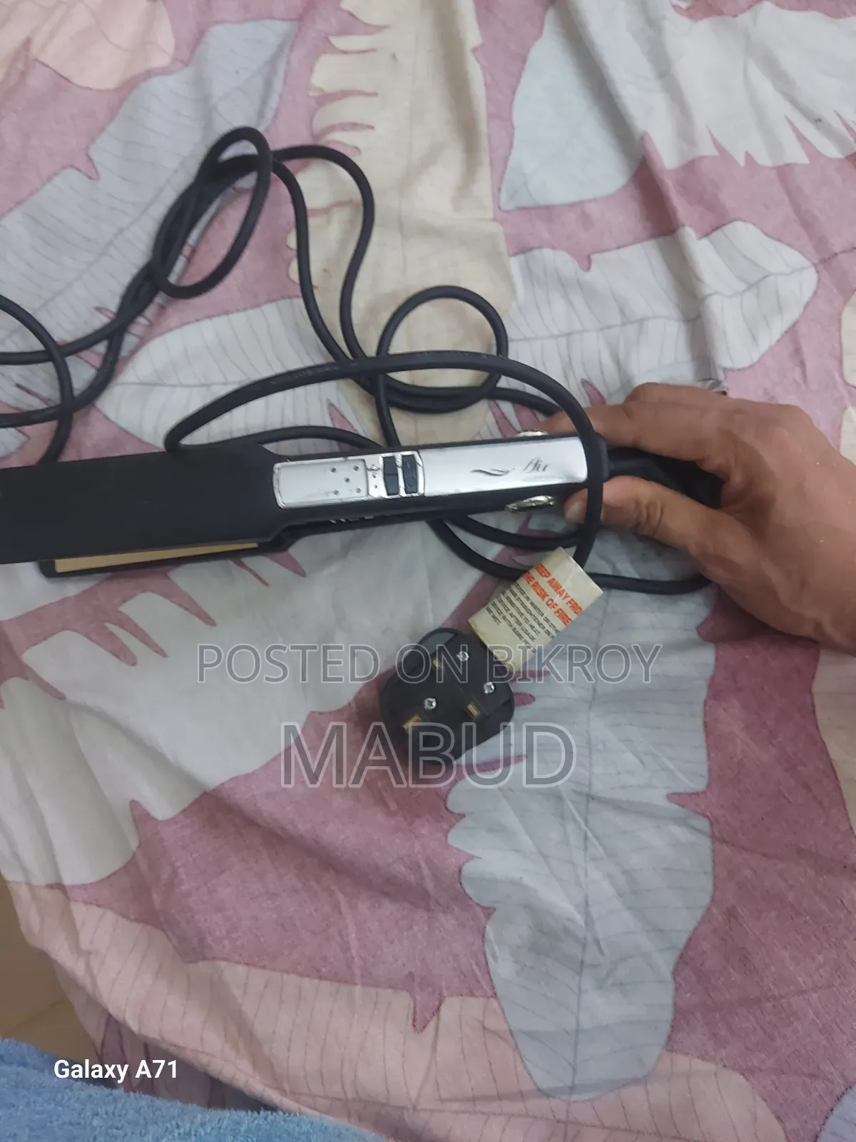 Hair straightening garden machine