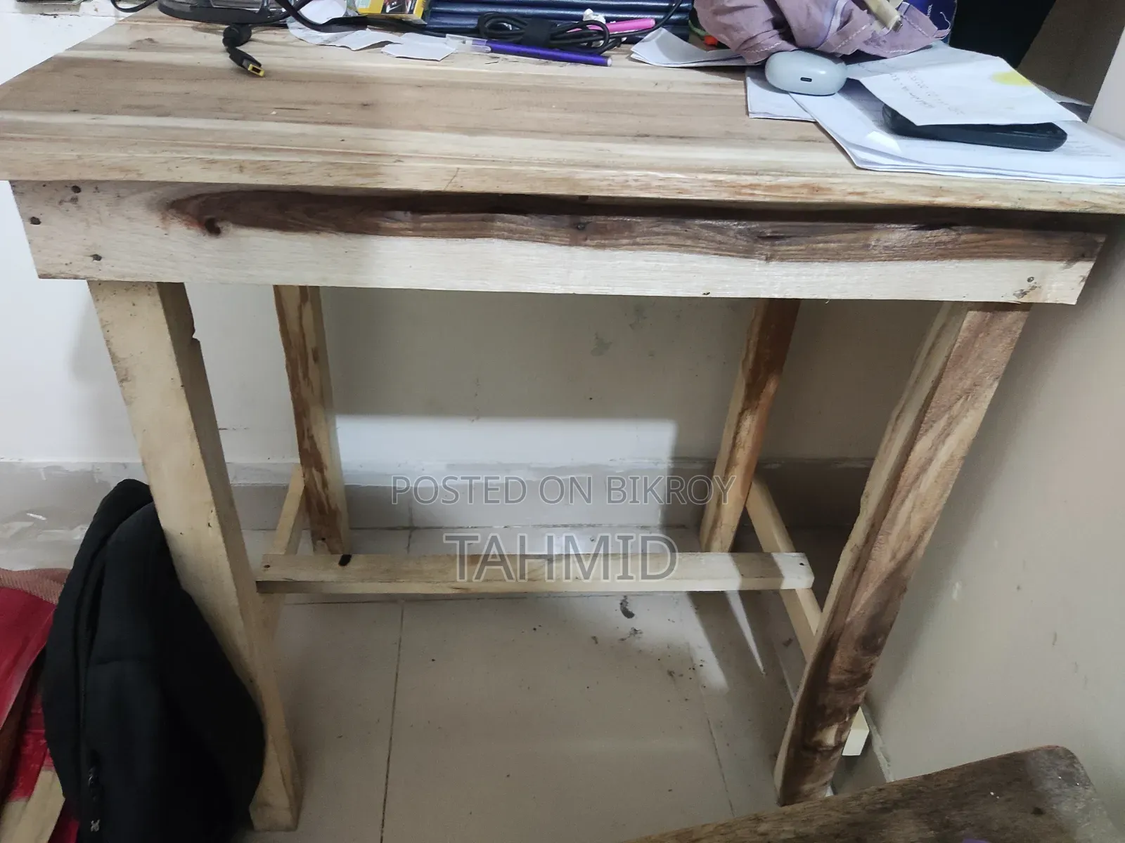 Wooden Table and Chair Like New and Sturdy