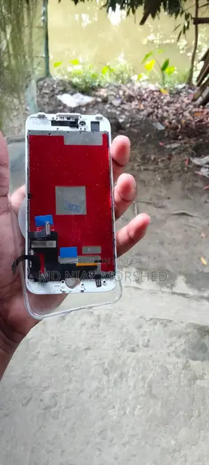 iPhone 7 Display and Magnetic Cover