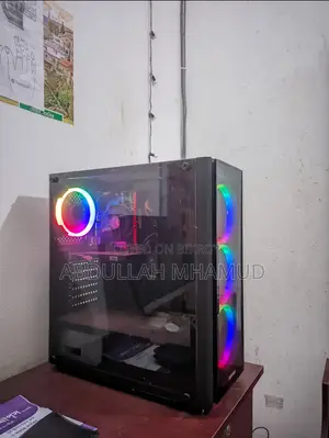 Desktop Computer 8GB Intel Core i5 SSD 256GB