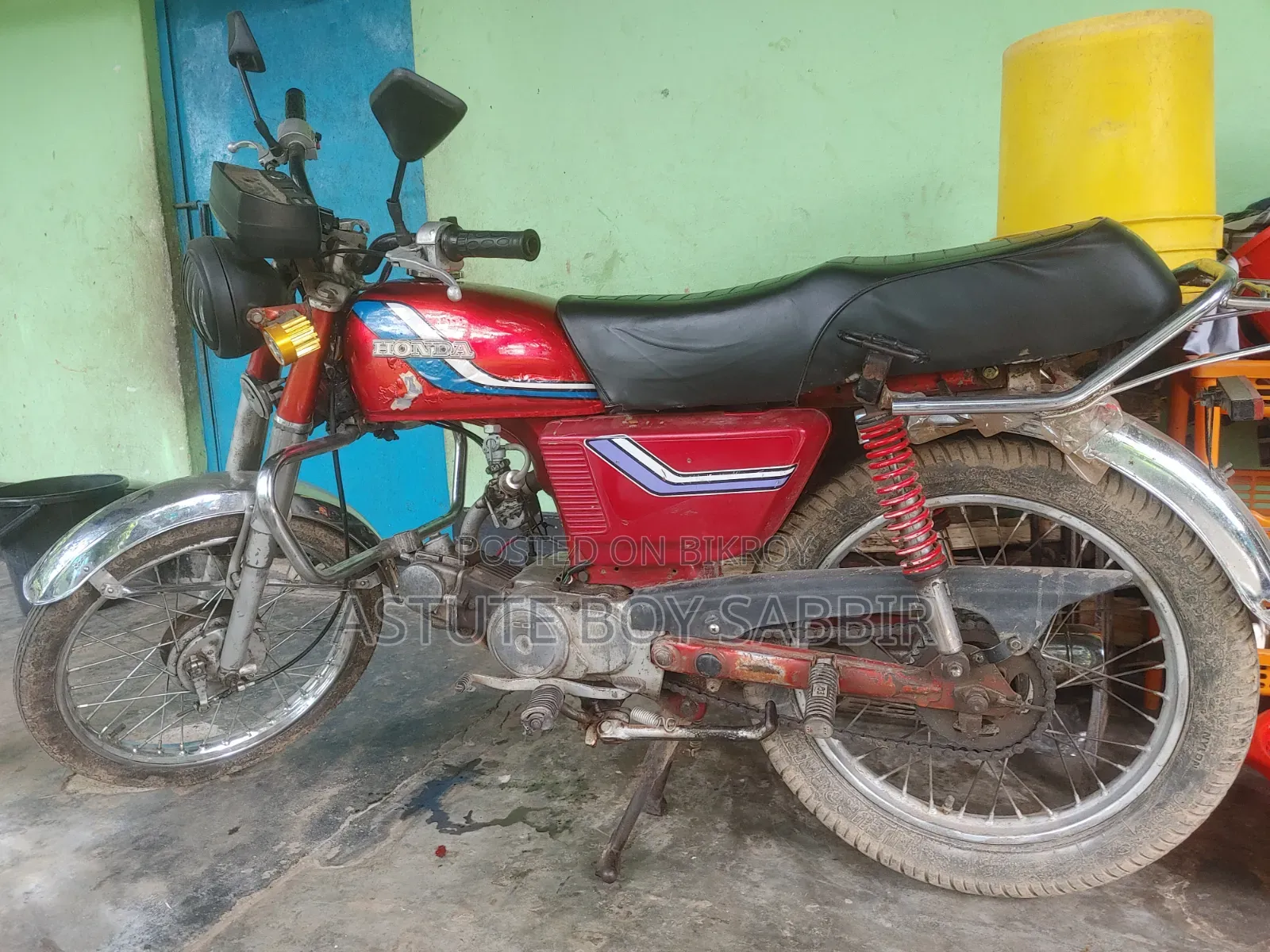 Honda 1974 Red