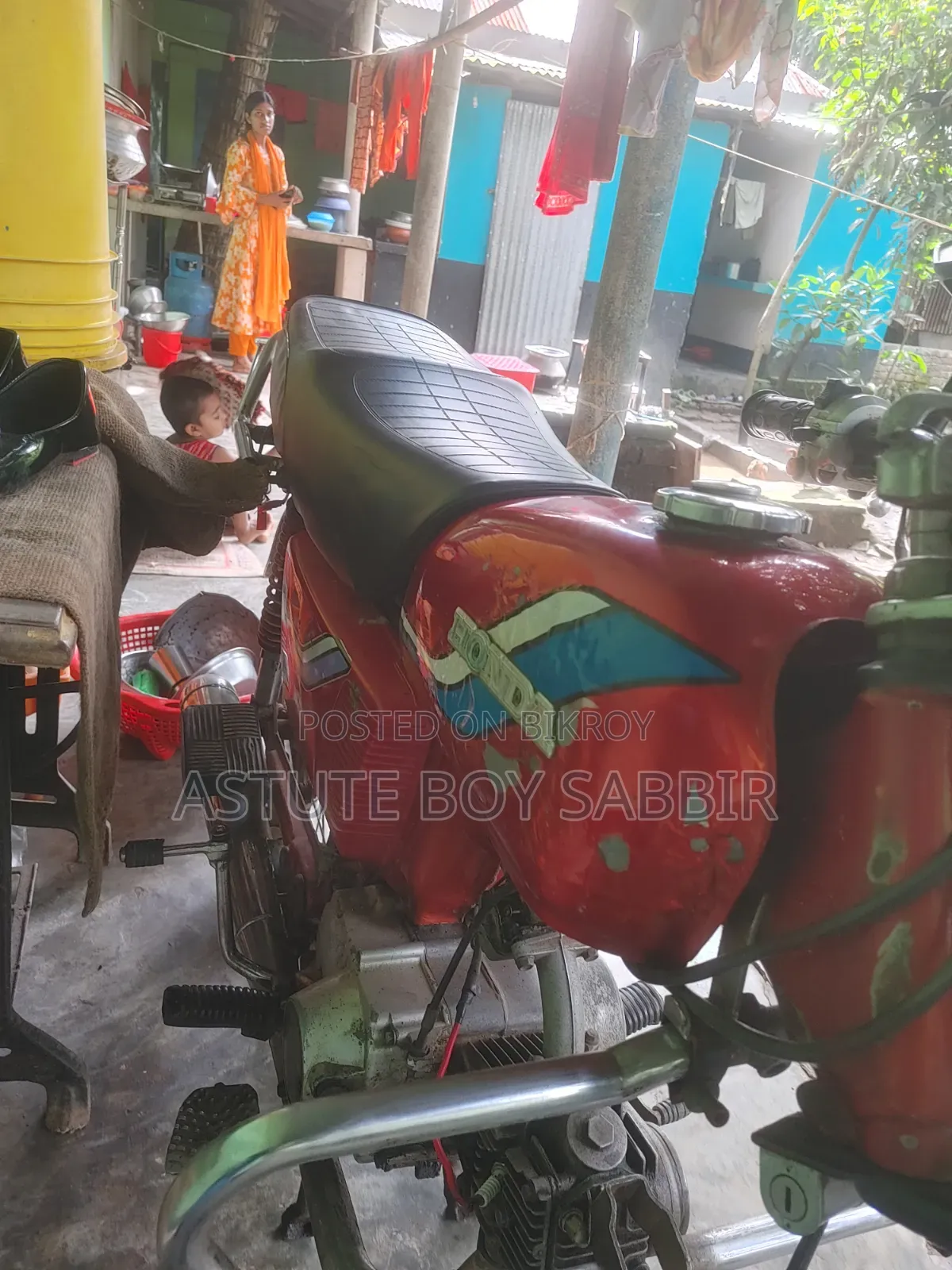 Honda 1974 Red