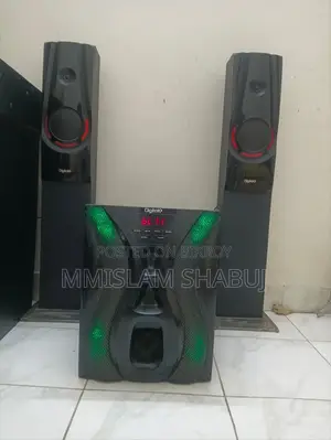 DigitalX 2.1 Multimedia Speaker With Subwoofer + 2 Speakers – Used