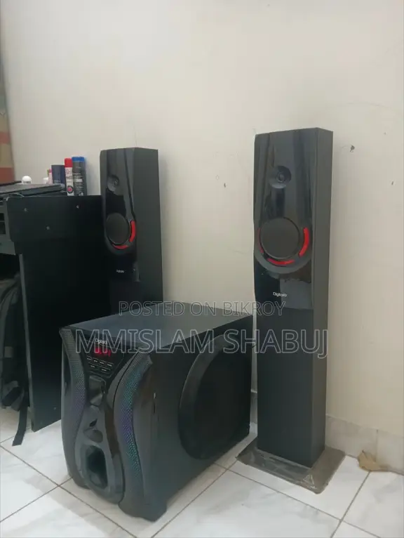 DigitalX 2.1 Multimedia Speaker With Subwoofer + 2 Speakers – Used