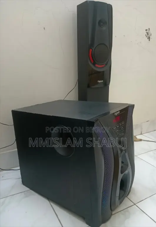 DigitalX 2.1 Multimedia Speaker With Subwoofer + 2 Speakers – Used