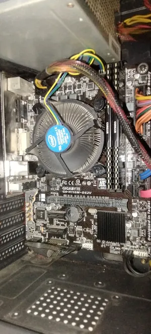 Gigabyte GA-H110MSTX-HD3-ZK 8GB Intel Core i5 SSD 128GB