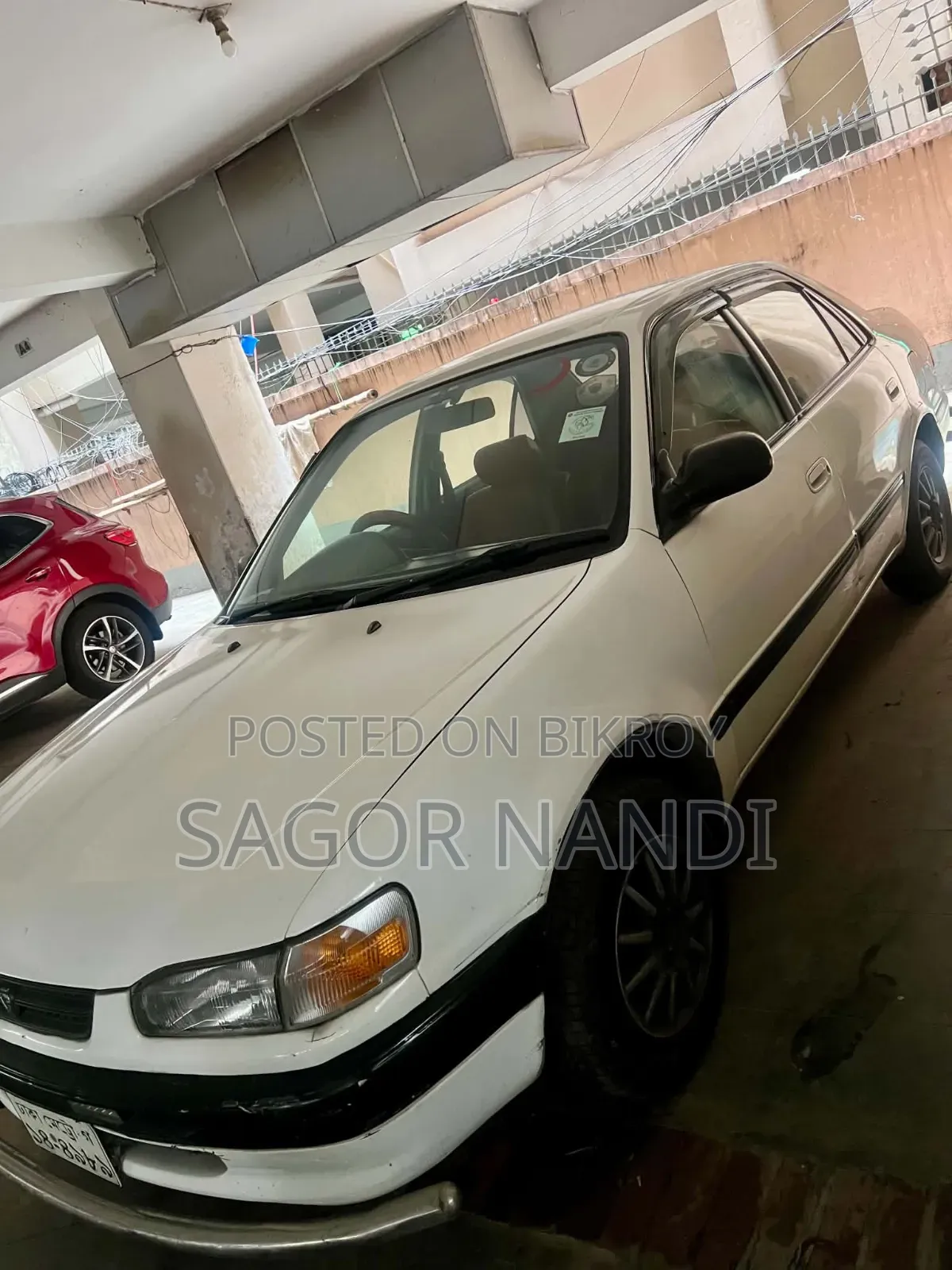 Toyota Corolla 1996 White
