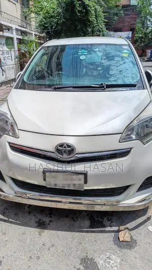 Toyota Ractis 1.5 Front-Wheel Drive 2011 Pearl
