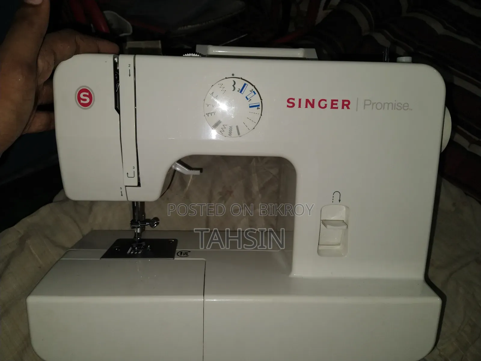 Sewing Machine - Singer Promise 1408