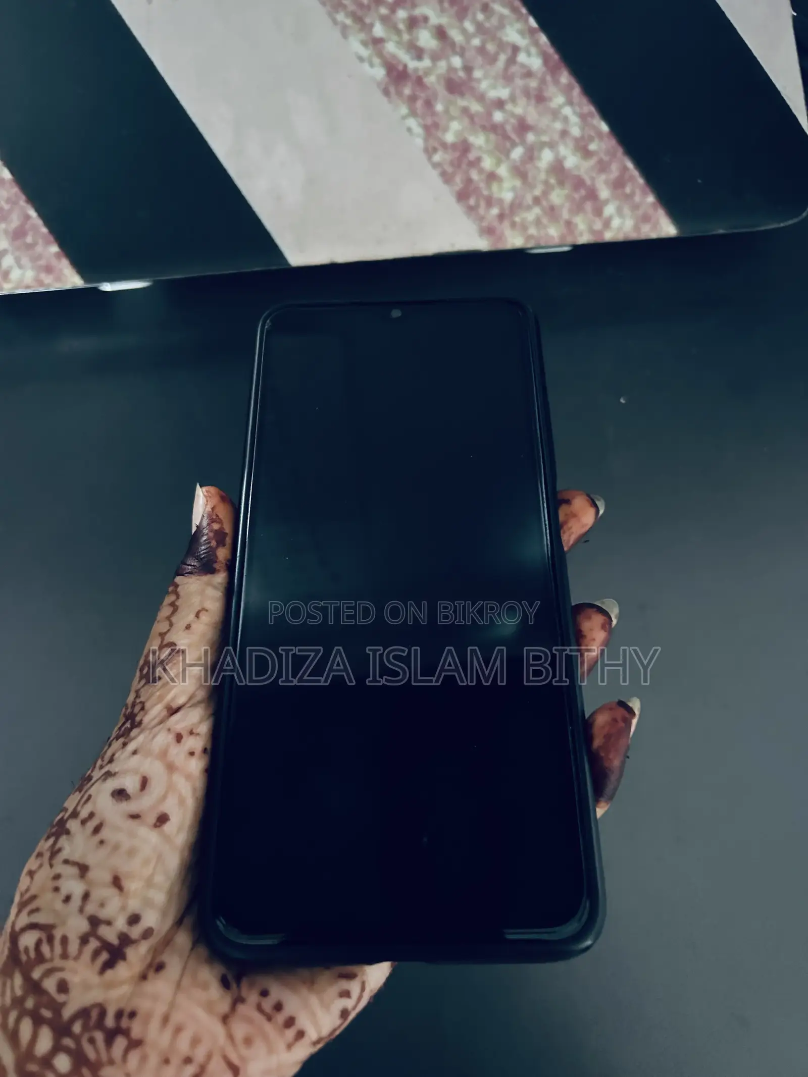 আইটেল ৬৪ জিবি সাদা