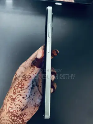আইটেল ৬৪ জিবি সাদা