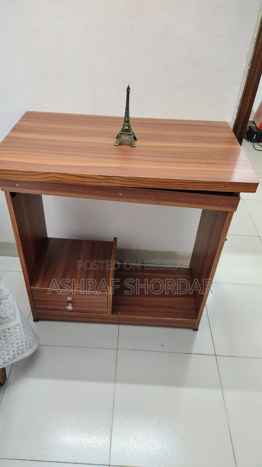 Sell Post a Table