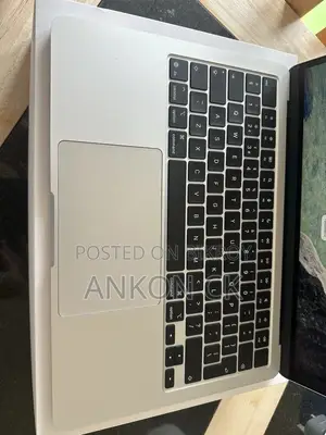 New Laptop Apple MacBook Air 16GB Apple M4 SSD 256GB