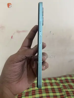 ভিভো ওয়াই২৮ ১২৮ জিবি ব্লু
