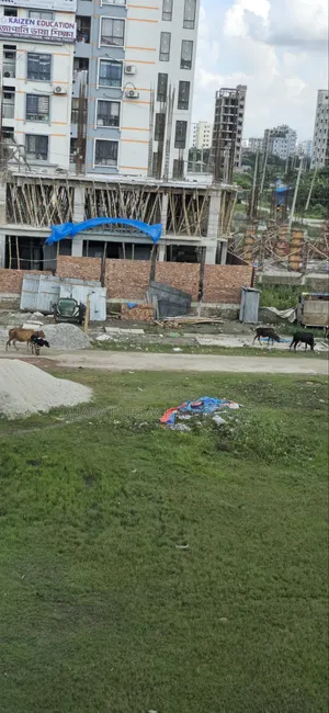 বসুন্ধরা আবাসিক এলাকা ব্লক-এন, ৫ কাঠা দক্ষিণমুখী প্লট
