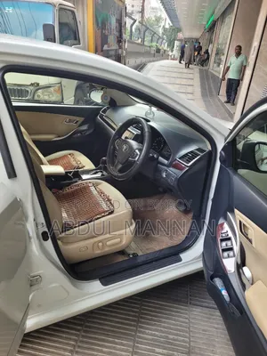 Toyota Premio 1.5 Front-Wheel Drive 2017 Pearl