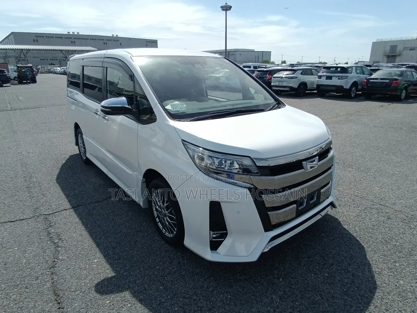 Toyota Noah 1.8 FWD Hybrid (7 seater) 2021 Pearl