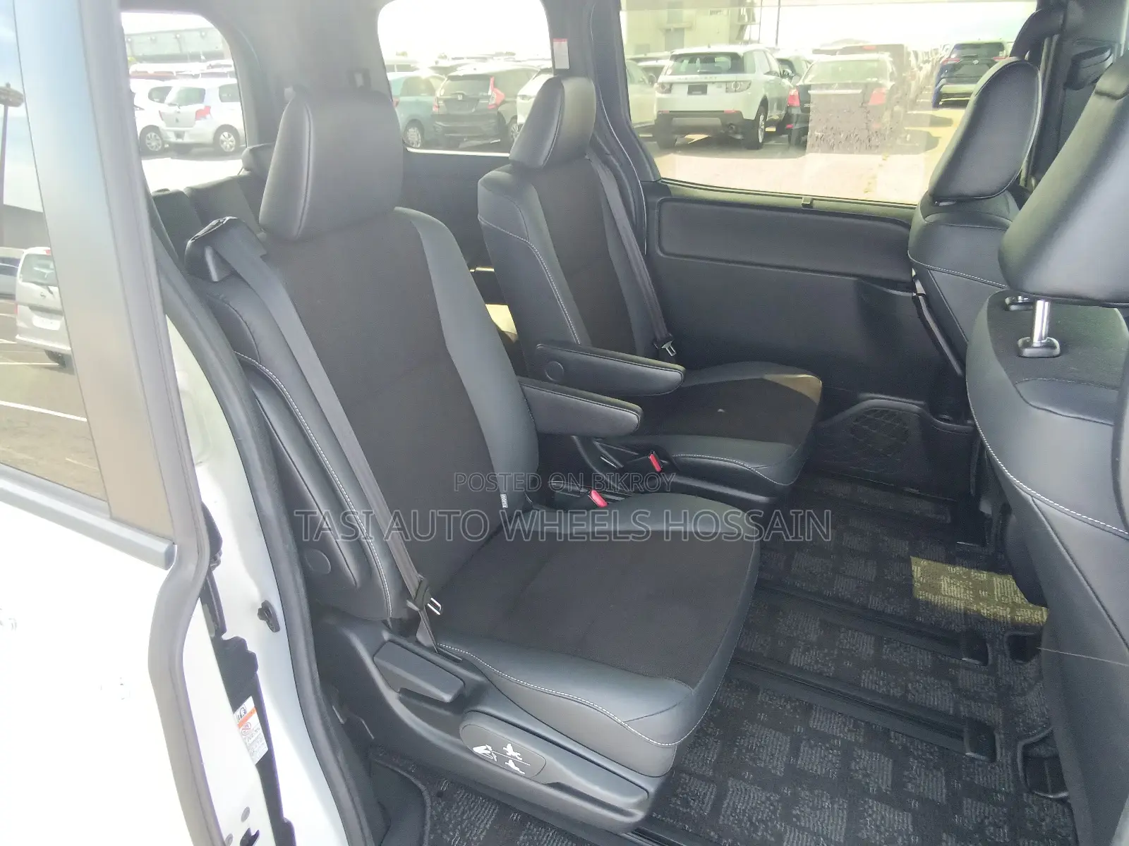 Toyota Noah 1.8 FWD Hybrid (7 seater) 2021 Pearl