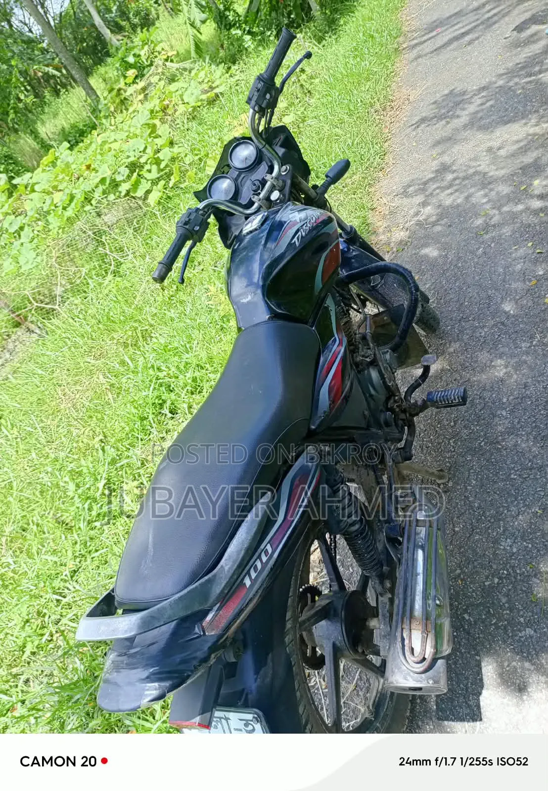 বাজাজ ডিসকভার ১০০ ২০১৭ কালো
