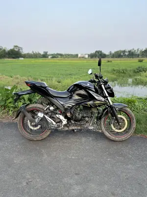 Suzuki Gixxer 2023 Black